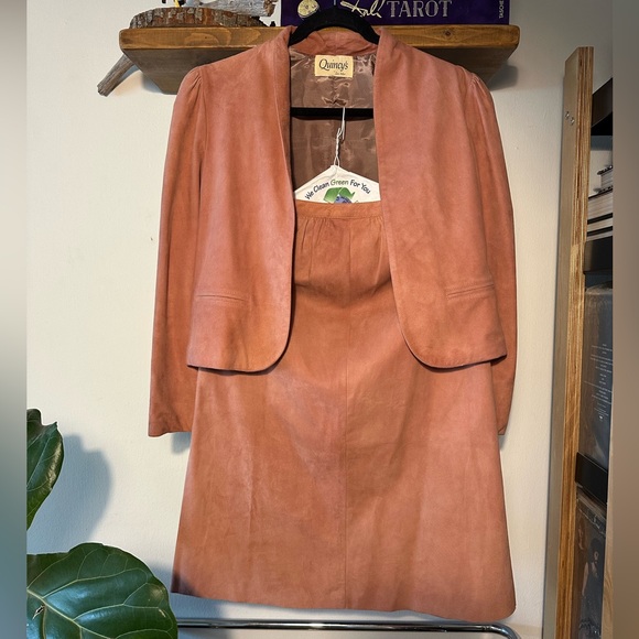 Quincy’s Jackets & Blazers - Vintage Women’s Suede Skirt Suit